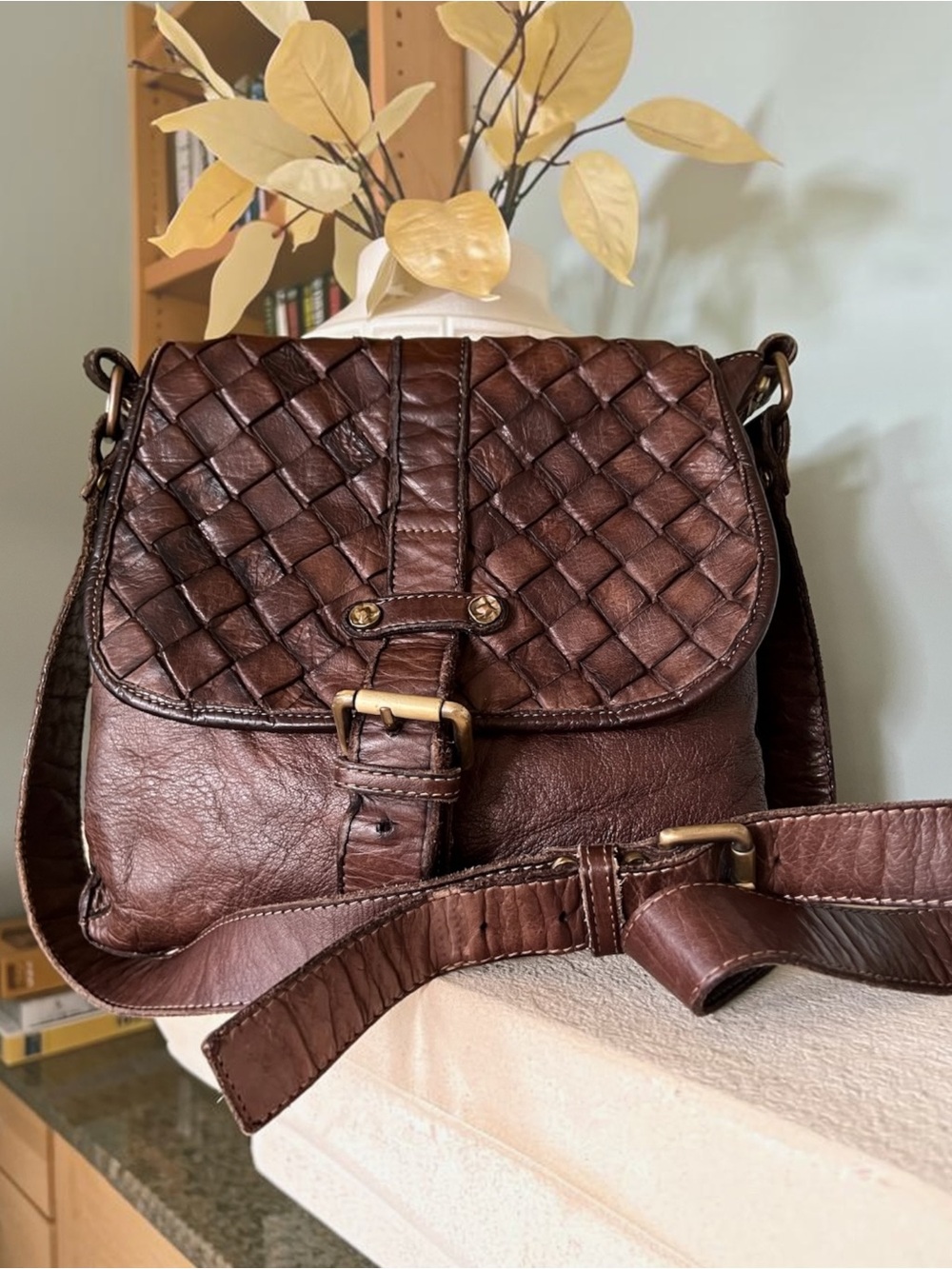 Civico 93 Italy Distressed Brown Woven Leather Boho Crossbody Messenger Bag